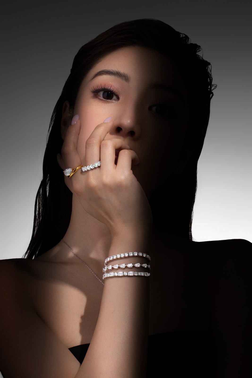 Thia Cut Duo Rings — detail