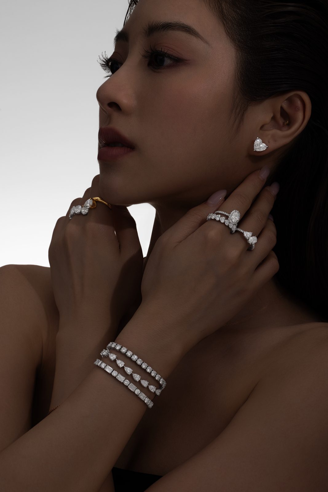 Thia Cut Duo Rings — detail