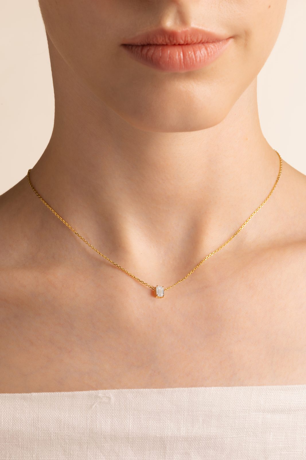 Duet Heart Pendant Necklace — detail